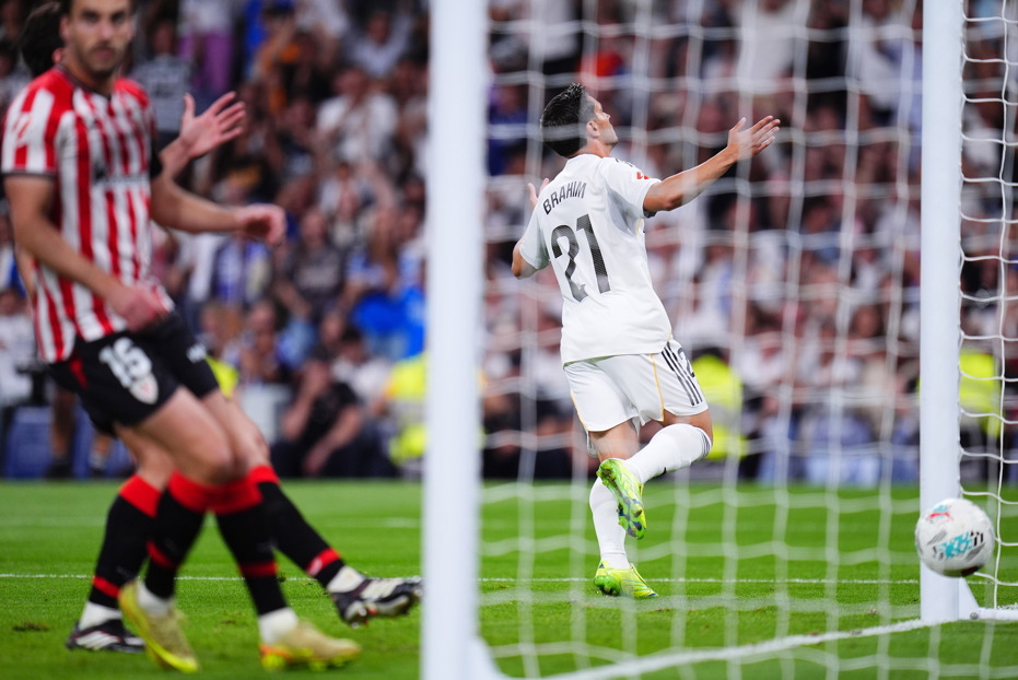 Spain_La_Liga_Soccer_26143752822908.jpg